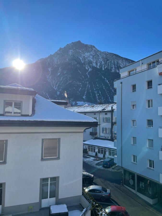 Brig City Mountain View Buitenkant foto